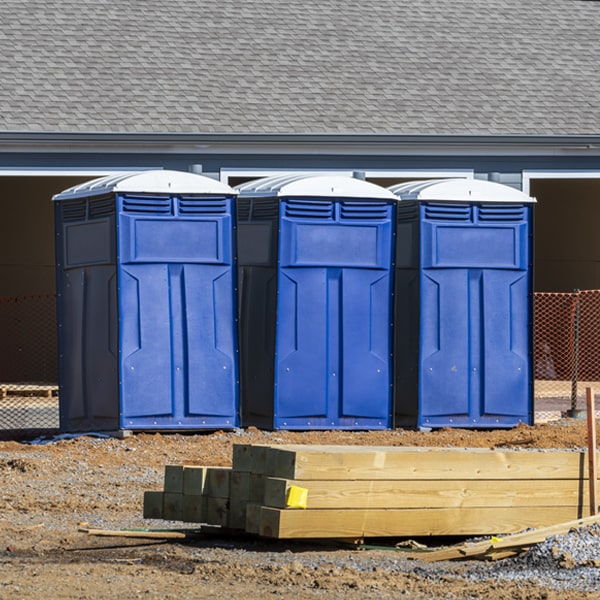 what is the cost difference between standard and deluxe portable toilet rentals in Taylor Landing TX